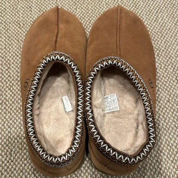 UGG Tasman Slippers - Picture 5 of 16